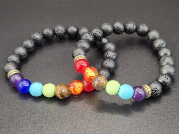 7 Chakren Armband Lavaperlen – Bild 2